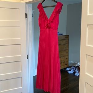 Pink dress perfect for summer wedding